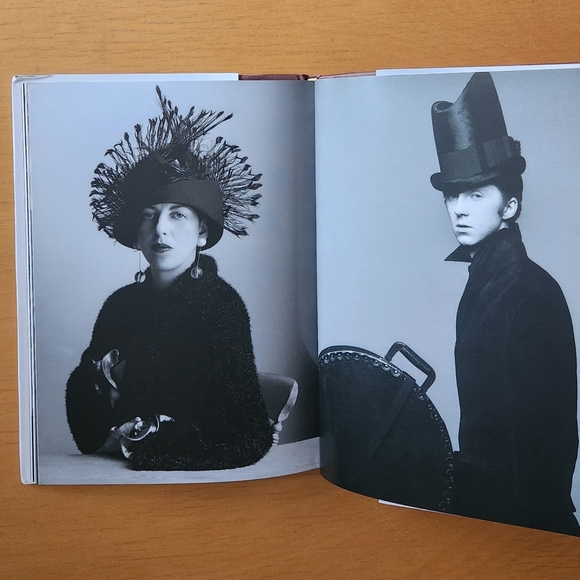 Assouline – Philip Treacy (2002) - Picture 15 of 16